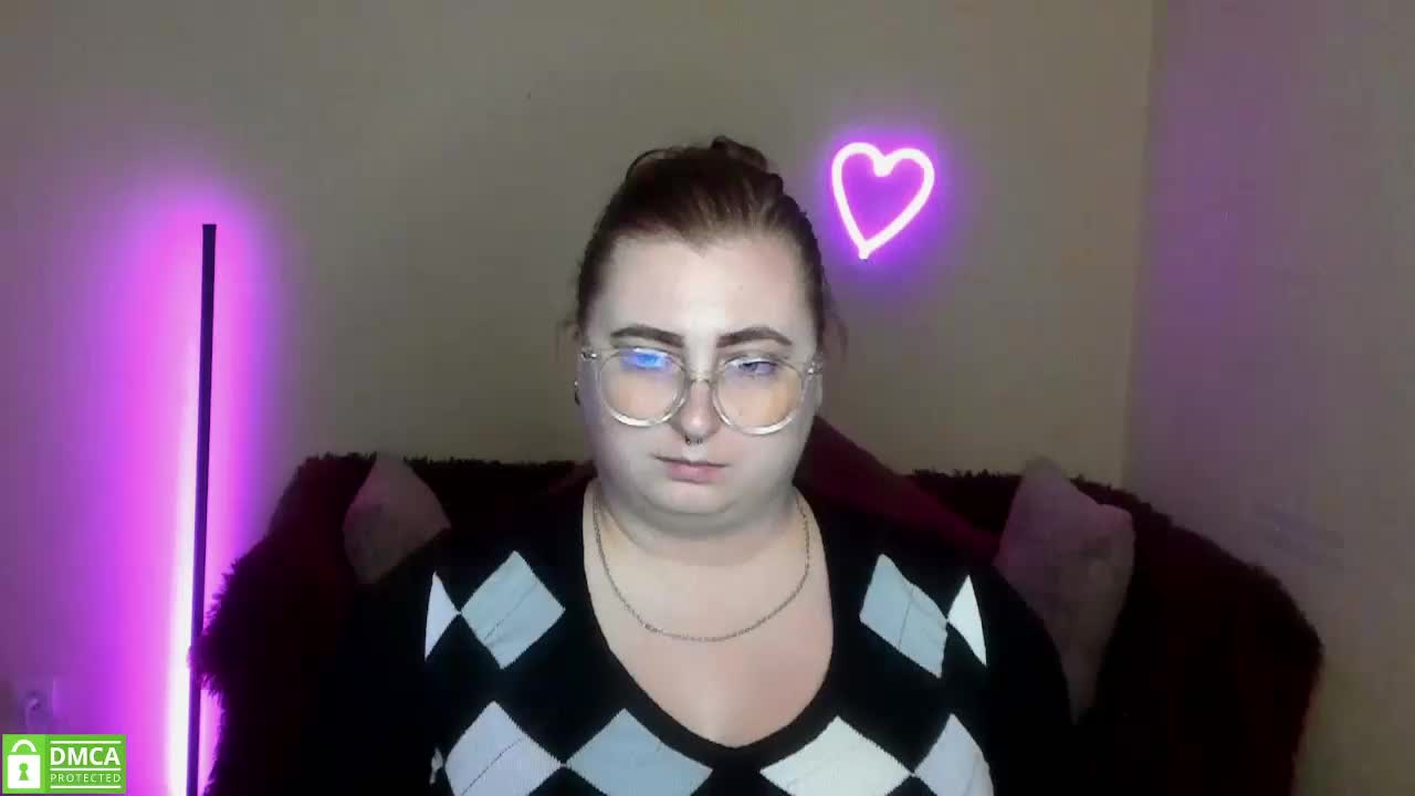 Aliciaredluv Adult Chat September 25, 2025