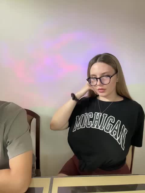 Cris_Mi Adult Chat September 21, 2025