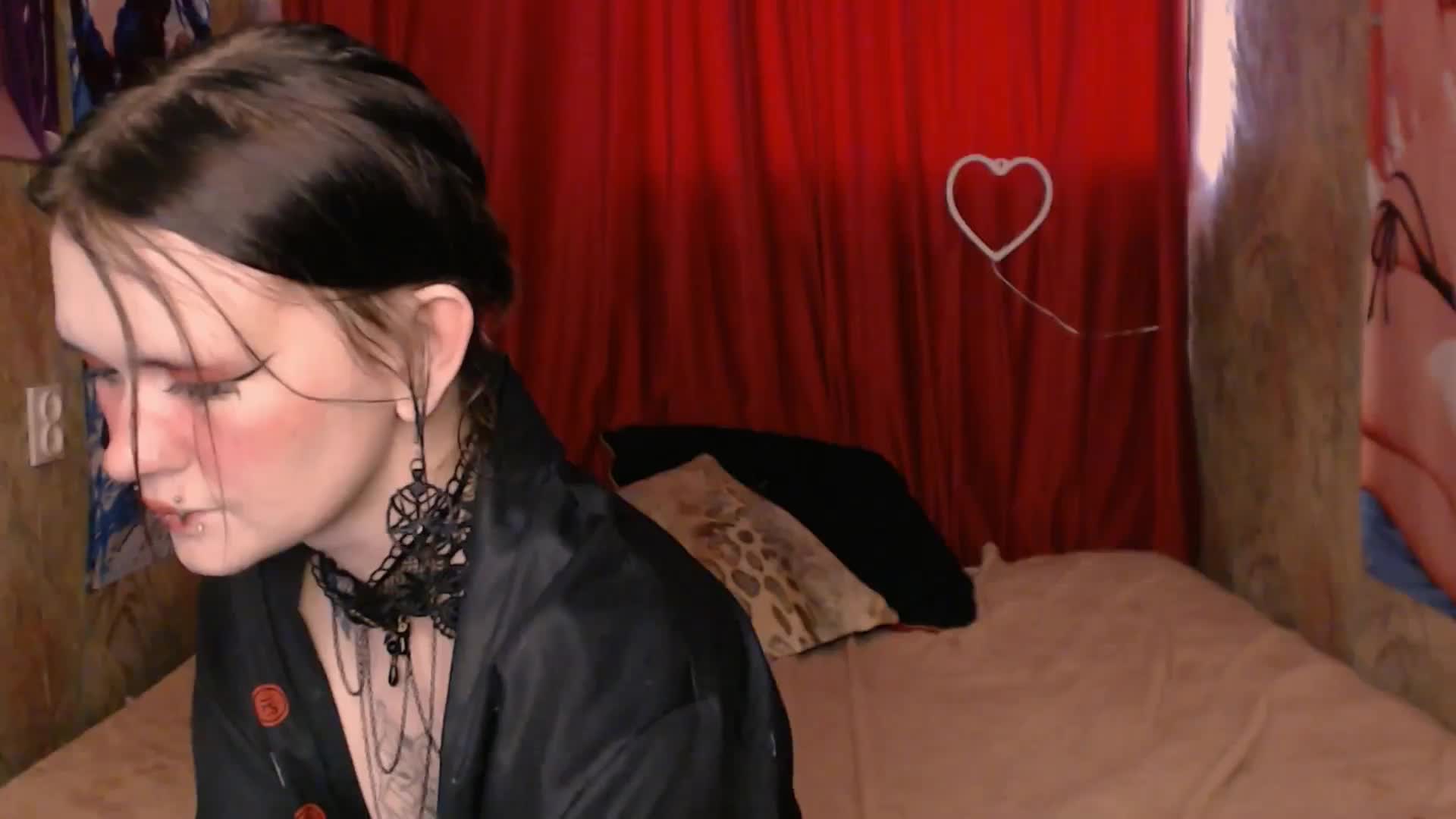 Velvet-and-Venom Adult Chat September 24, 2025