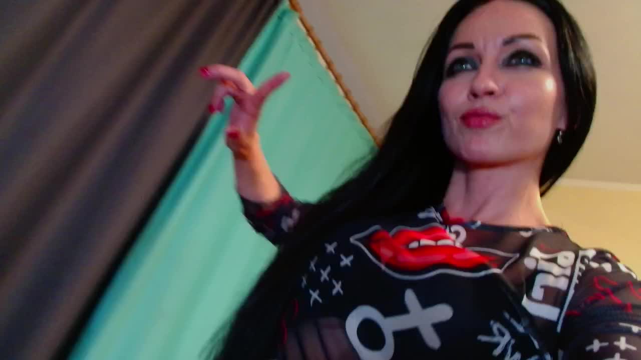 Mistress_Zoe1 Adult Chat September 23, 2025