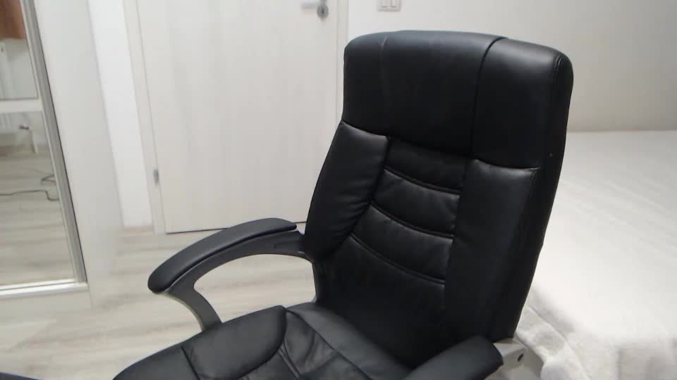 blue_eyes96 Adult Chat September 24, 2025