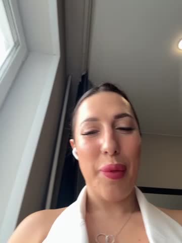 AleksandraRich Adult Chat September 25, 2025