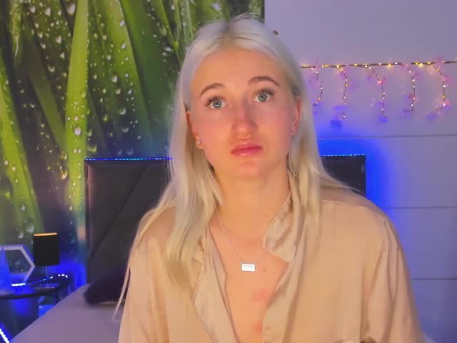 HollyTaillor Adult Chat September 23, 2025