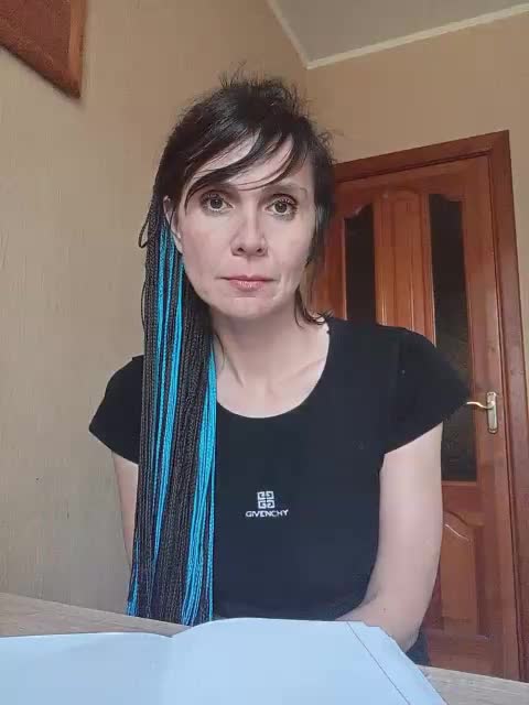 Hellenalonenochka Adult Chat September 25, 2025