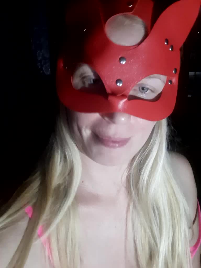 -nelya- Adult Chat September 22, 2025