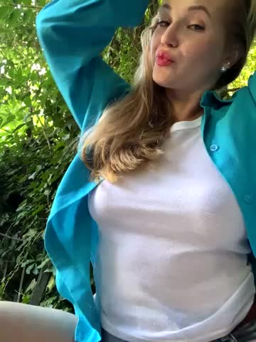 Lady__Maria Adult Chat September 24, 2025