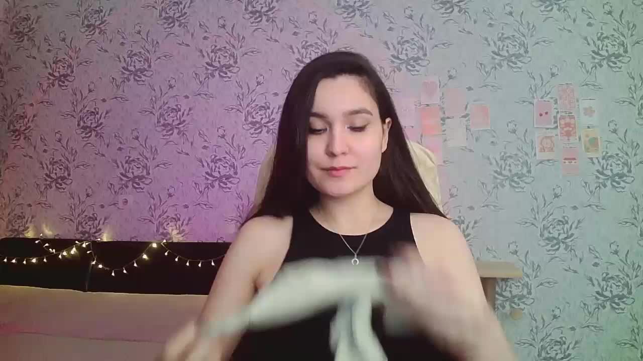 annie-fleur Adult Chat September 25, 2025