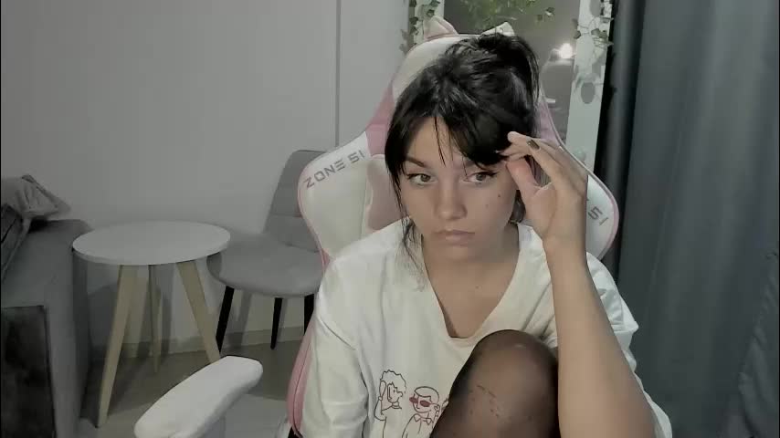 kesh_mne Adult Chat September 22, 2025