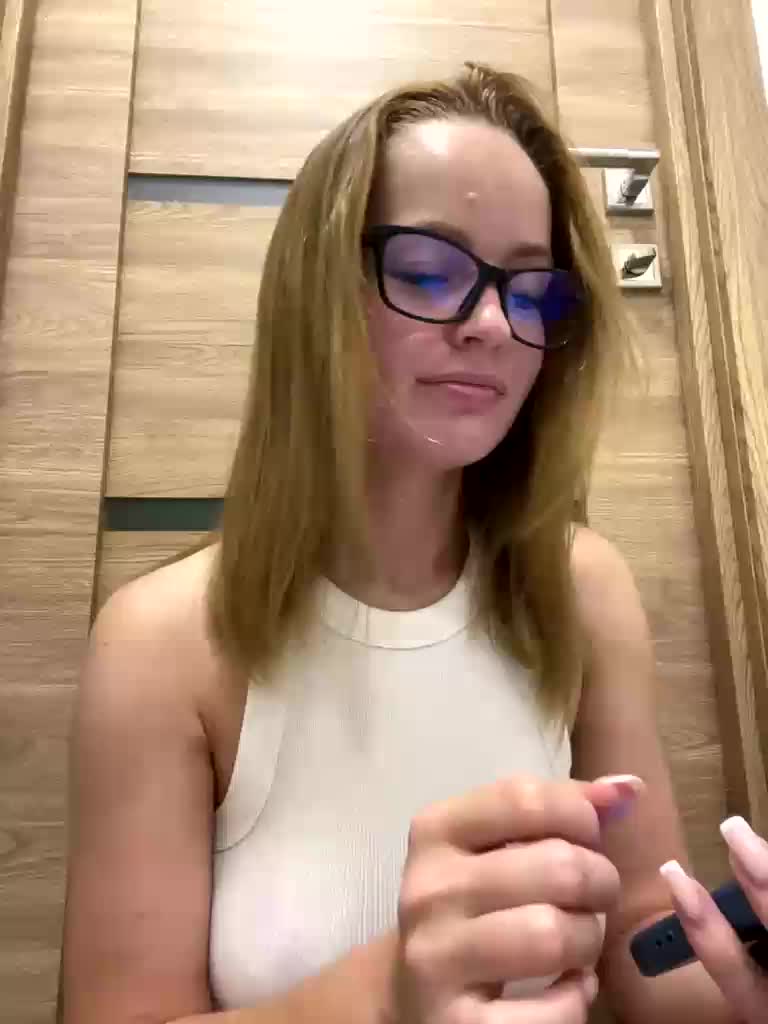 KaterinaFerrari Adult Chat September 26, 2025