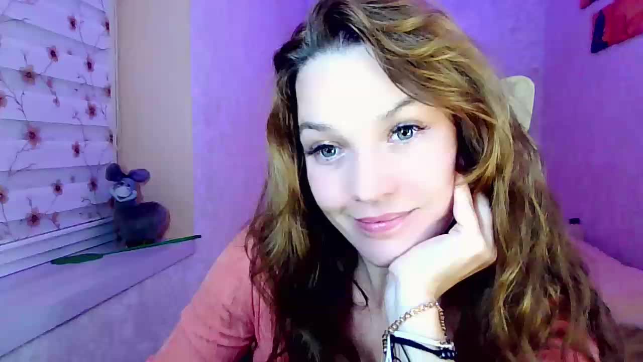 smilesss Adult Chat September 24, 2025