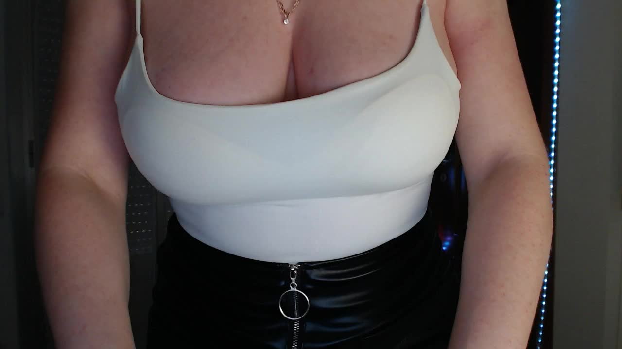 Alina-Lovely Adult Chat September 23, 2025