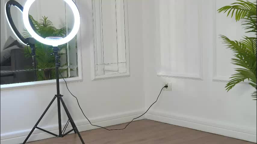 alexxiskye Adult Chat September 24, 2025