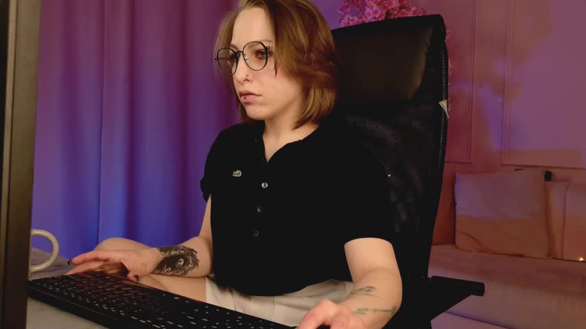 AphexQueen Adult Chat September 24, 2025