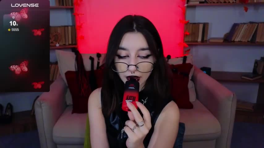 Mistress__Marcelline Adult Chat September 25, 2025