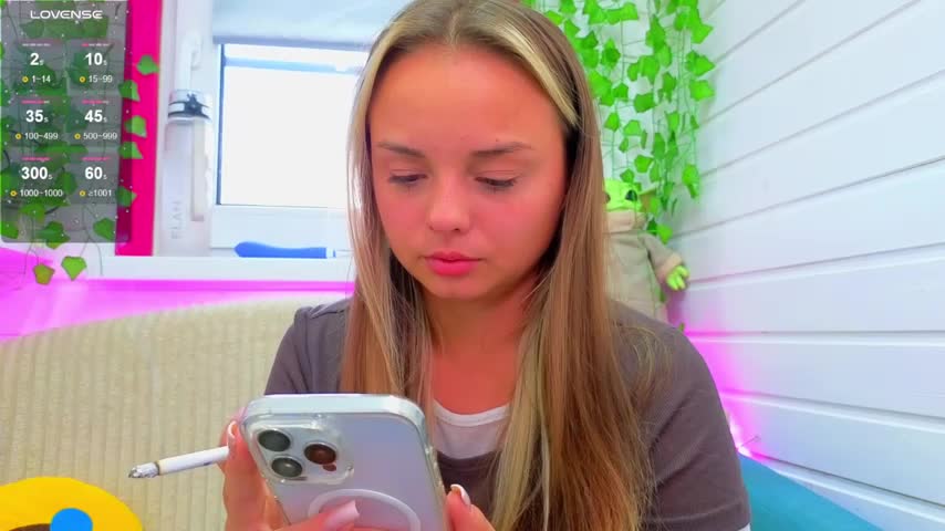 Misss_Vikk Adult Chat September 25, 2025