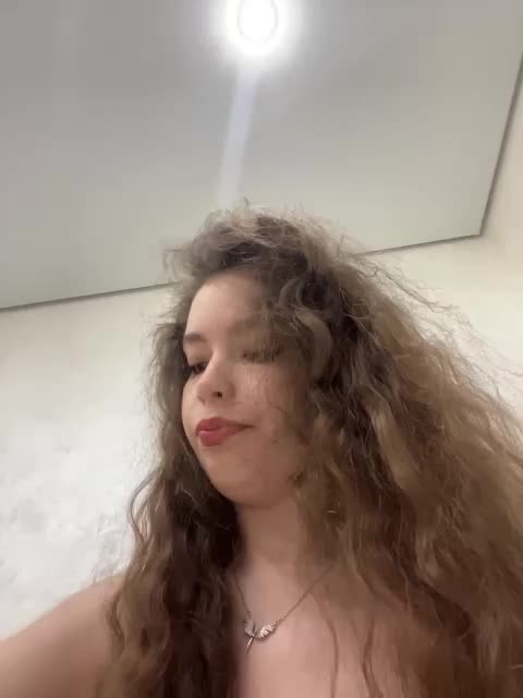 YourLadyyy Adult Chat September 25, 2025