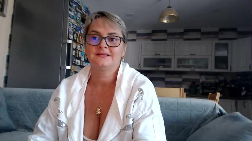 whitesilvery Adult Chat September 23, 2025