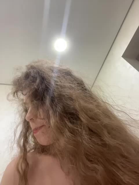 YourLadyyy Adult Chat September 25, 2025