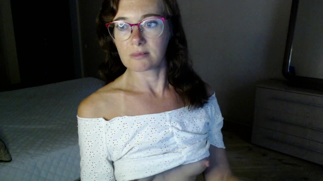 Viorica Adult Chat September 24, 2025