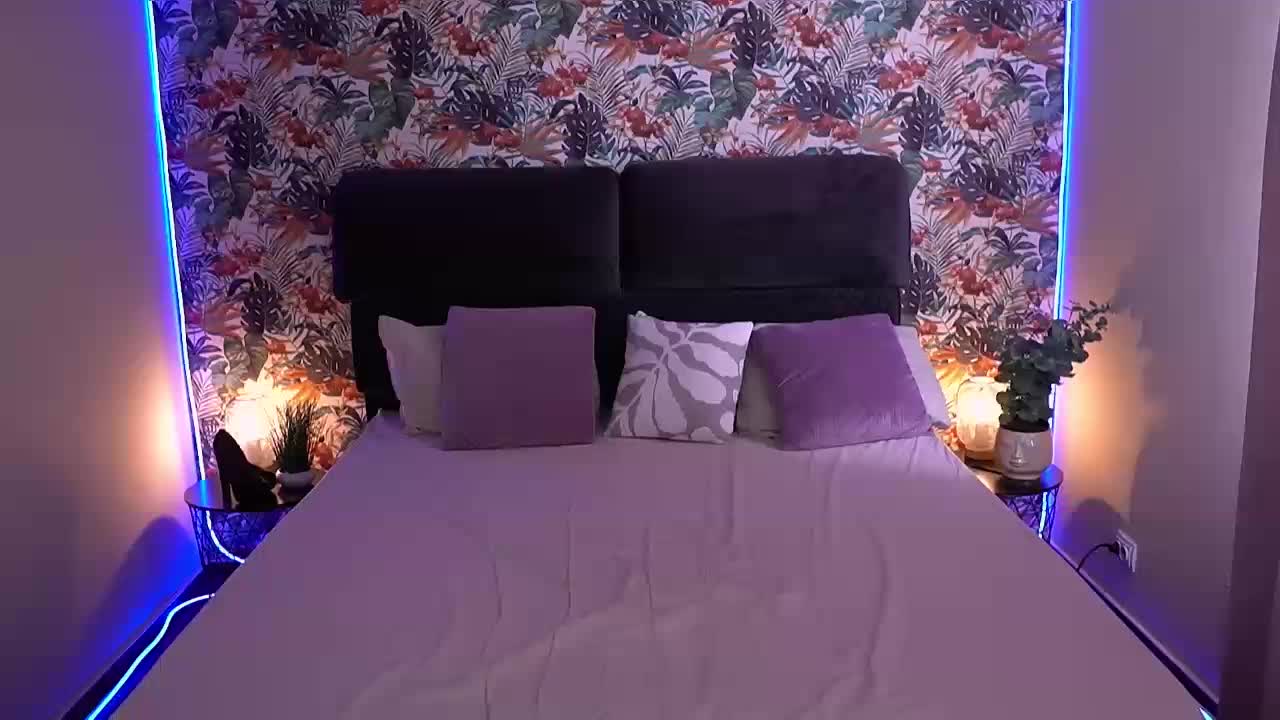 SexyIrinka Adult Chat September 24, 2025