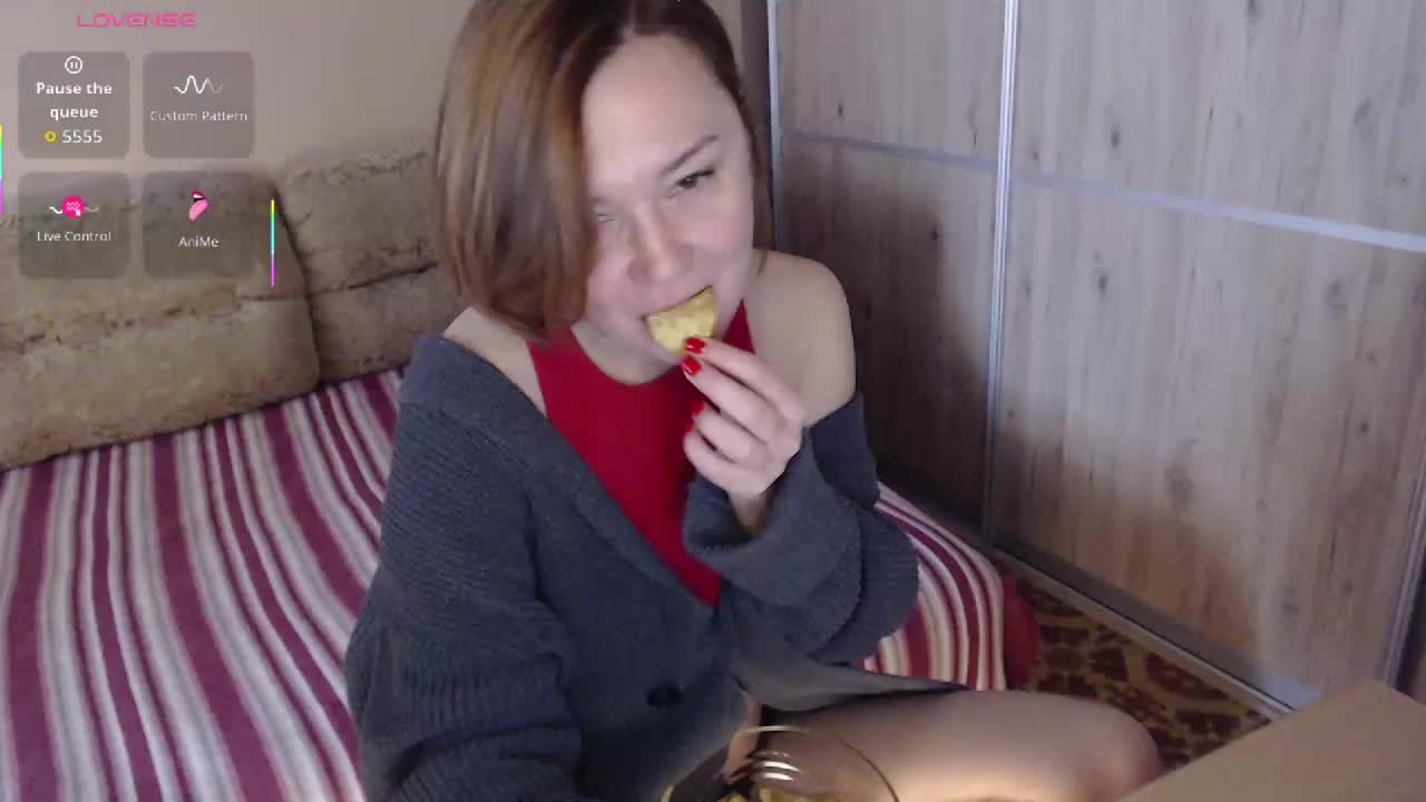 Julia99 Adult Chat September 25, 2025