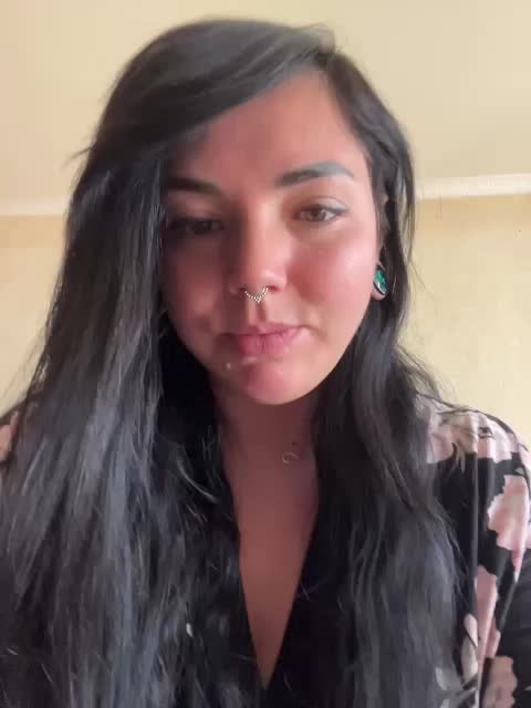 Vikki_Fox Adult Chat September 24, 2025