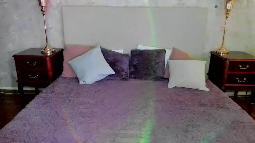 Iriska_mini Adult Chat September 25, 2025