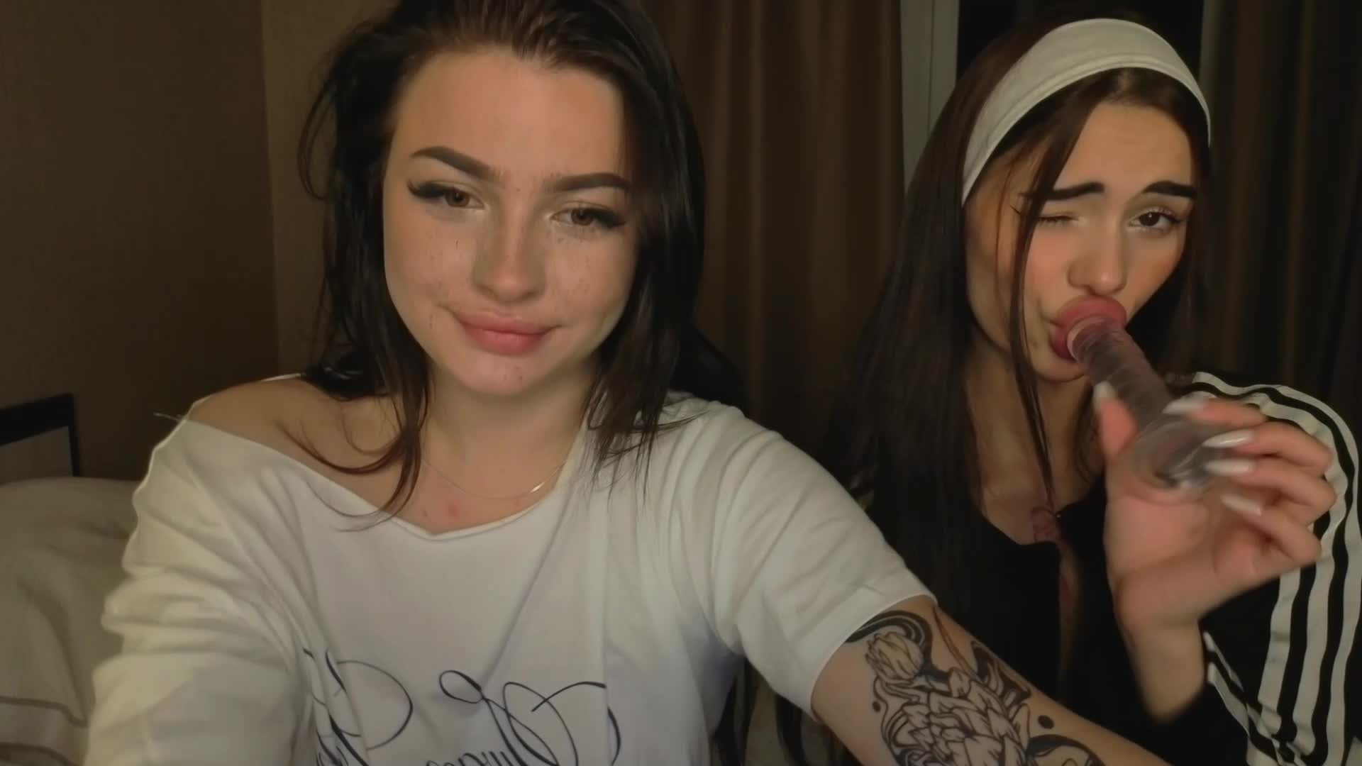 LisaAndDenis Adult Chat September 22, 2025