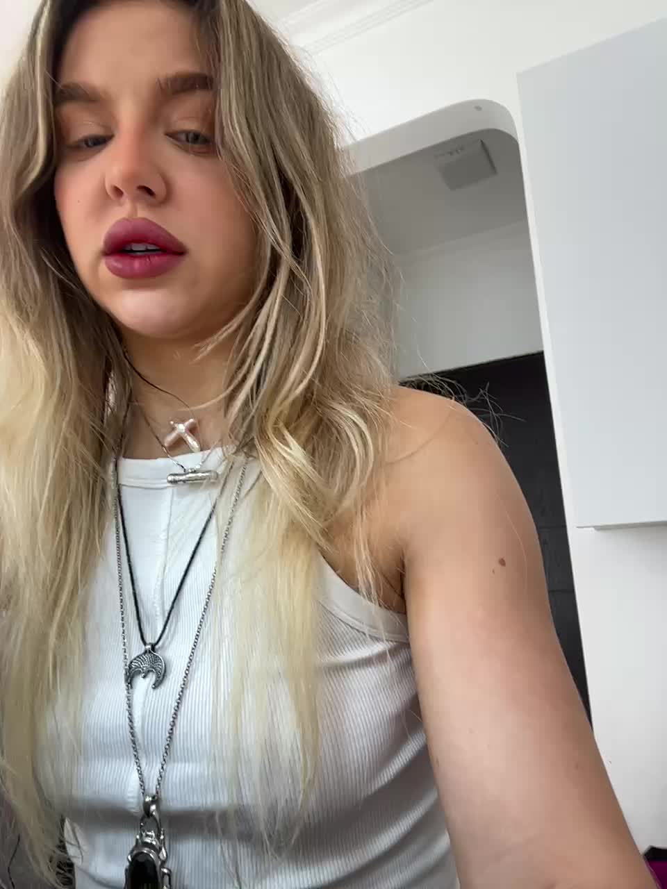 MistressX555 Adult Chat September 23, 2025