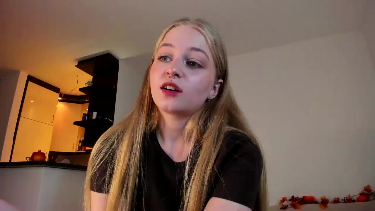 MiaMeowa Adult Chat September 23, 2025