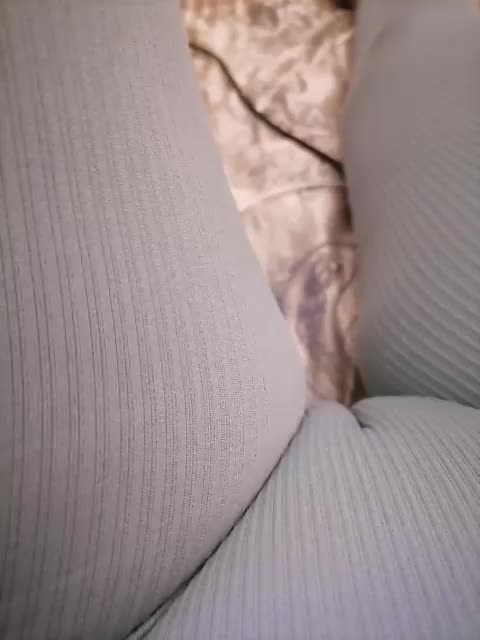 -Tiffany- Adult Chat September 24, 2025