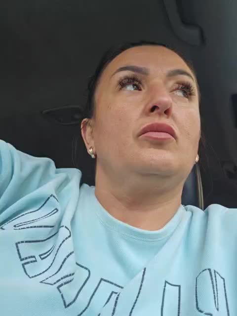 Hotangel75 Adult Chat September 25, 2025