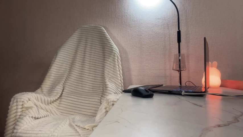 Alexxxkiss Adult Chat September 26, 2025