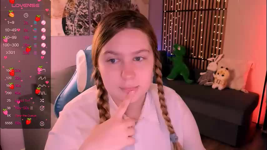 blush_ellie Adult Chat September 22, 2025