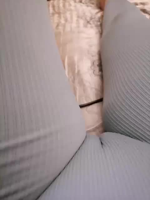 -Tiffany- Adult Chat September 21, 2025