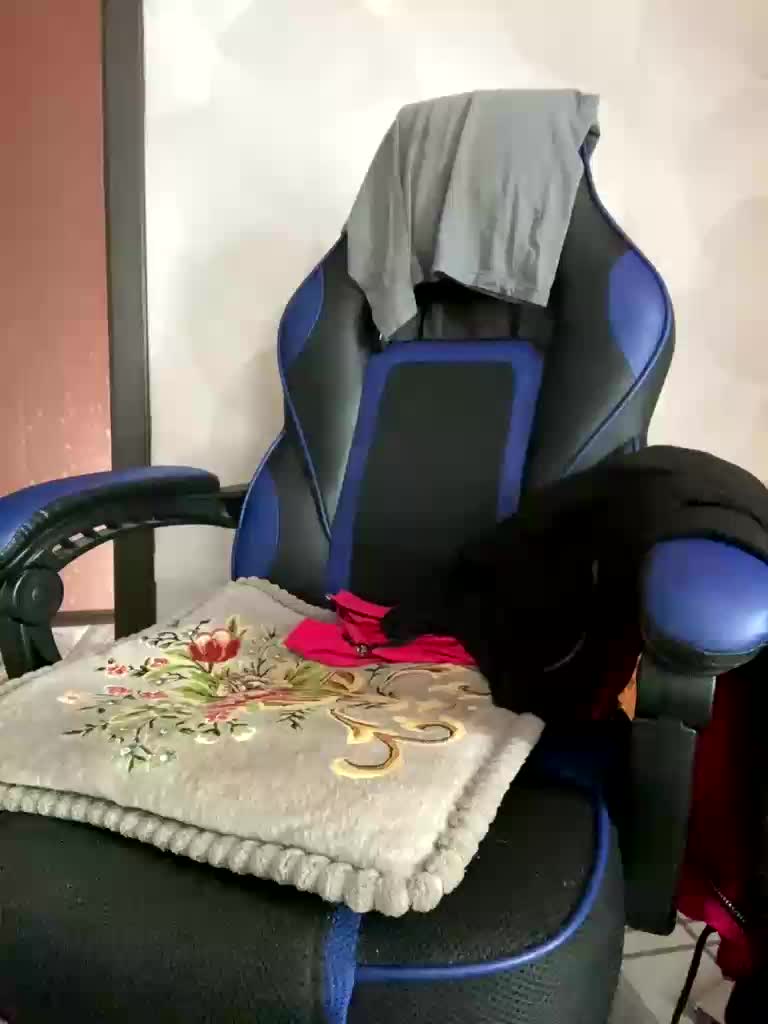 Sexi45 Adult Chat September 24, 2025