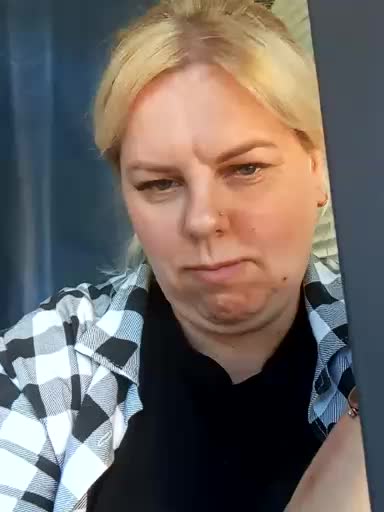 blondy_girl1499 Adult Chat September 25, 2025