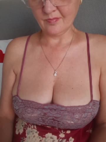 SexiestJess45 Adult Chat September 24, 2025