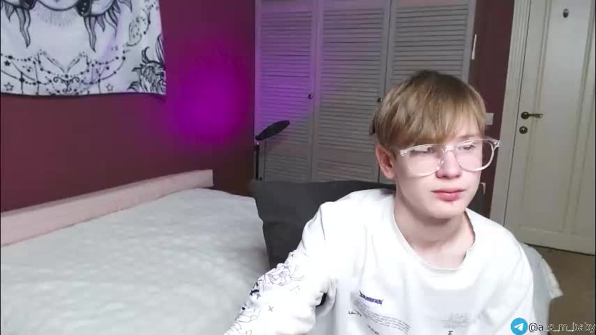 a_s_m_ Adult Chat September 24, 2025