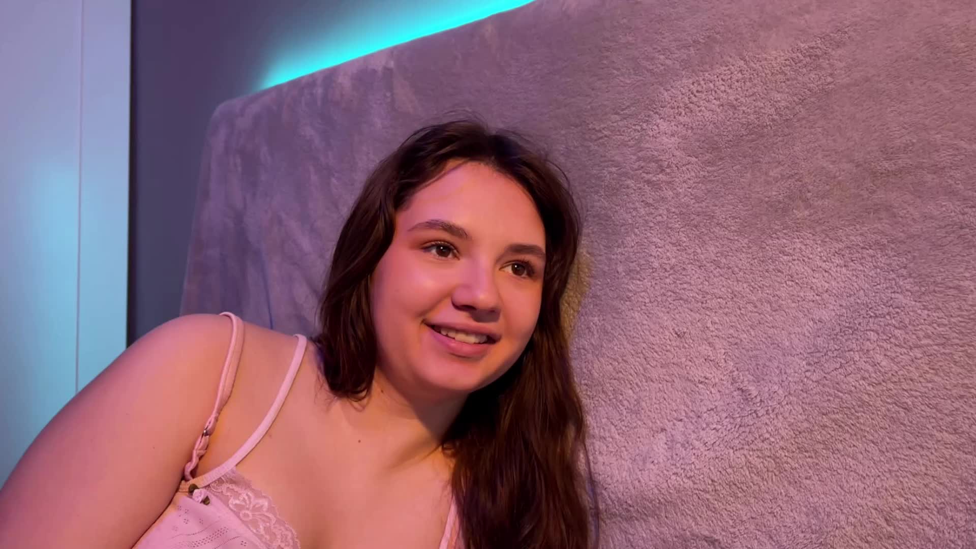 AlisaRichGold Adult Chat September 26, 2025