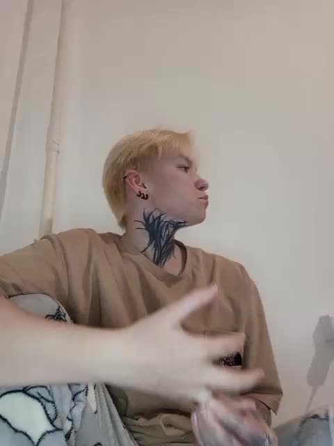 Zhenyya- Adult Chat September 24, 2025