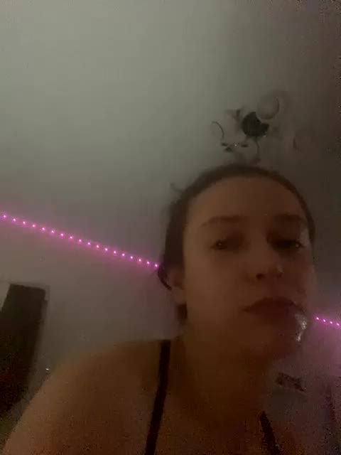 Alina2000kex Adult Chat September 22, 2025