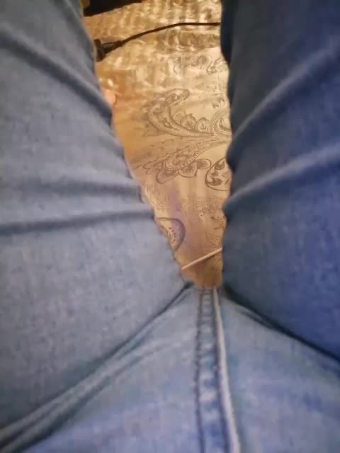 -Tiffany- Adult Chat September 25, 2025