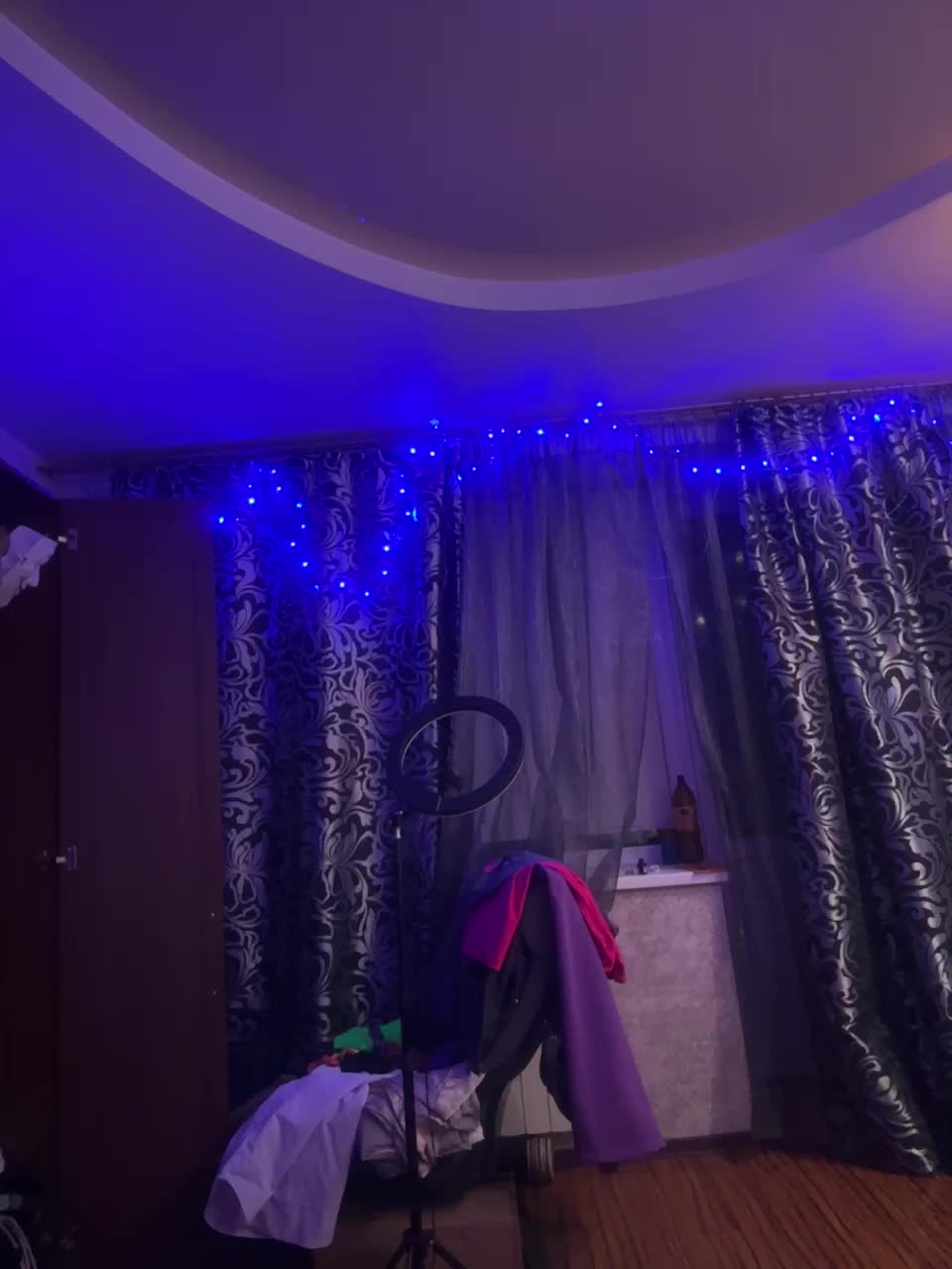 Neulovimie Adult Chat September 23, 2025