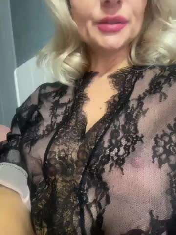 -Molly- Adult Chat September 25, 2025