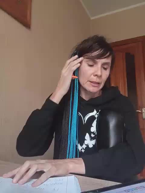 Hellenalonenochka Adult Chat September 24, 2025