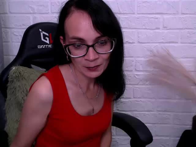 DarkOpiumX Adult Chat September 24, 2025