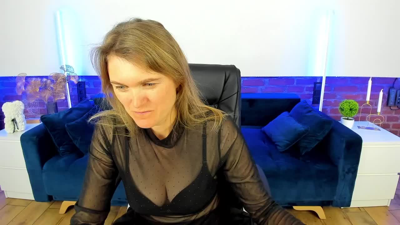 Annabel-xxx Adult Chat September 26, 2025