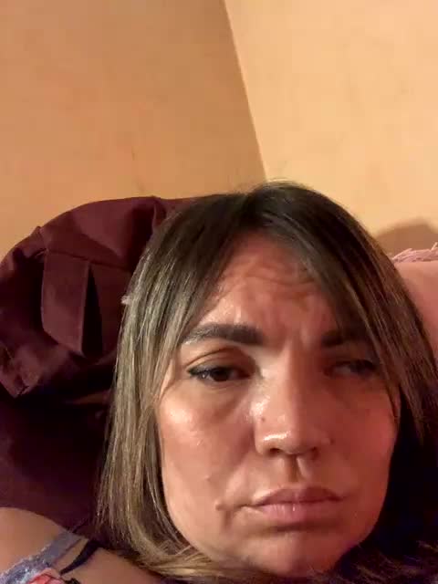 Ella-Pearlie Adult Chat September 24, 2025