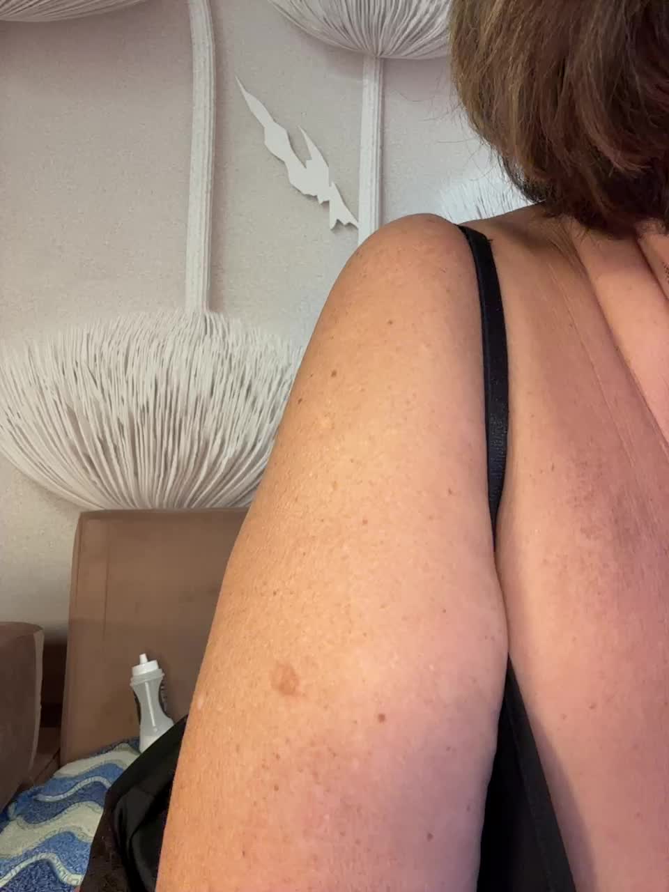 anyuta1212 Adult Chat September 23, 2025